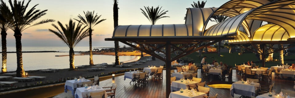 11 PIONEER BEACH HOTEL THALASSA MEDITERRANEAN RESTAURANT